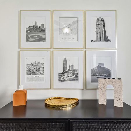 Newly Renovated Tremont Treasure I Cozy + Modern Villa Cleveland Exterior photo