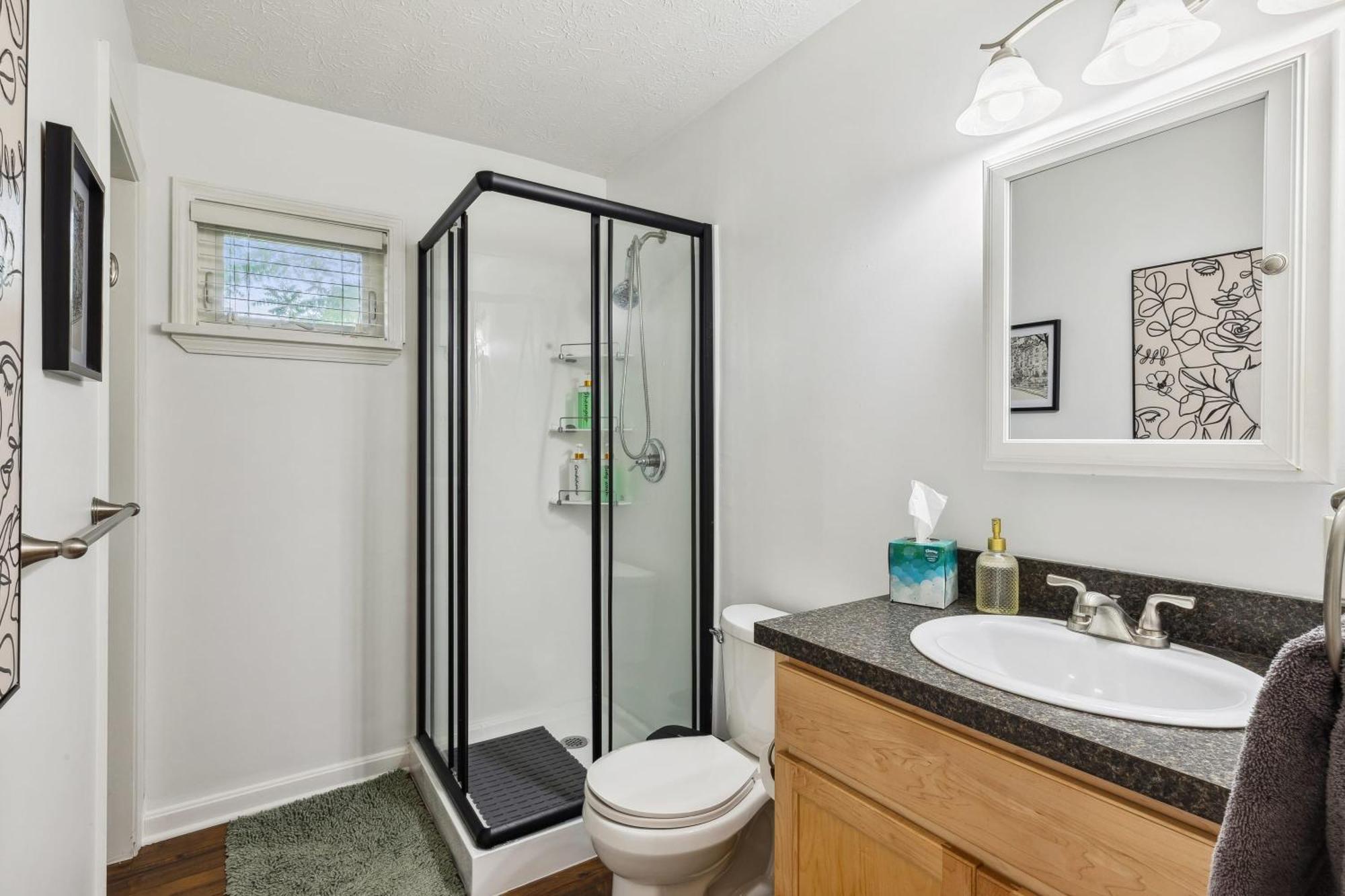 Newly Renovated Tremont Treasure I Cozy + Modern Villa Cleveland Exterior photo